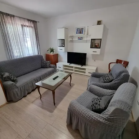 In Mit Terrasse- Ac- Parkplatz By Interhome Apartman Crikvenica